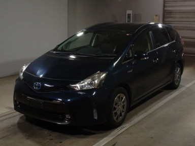 2016 Toyota Prius alpha