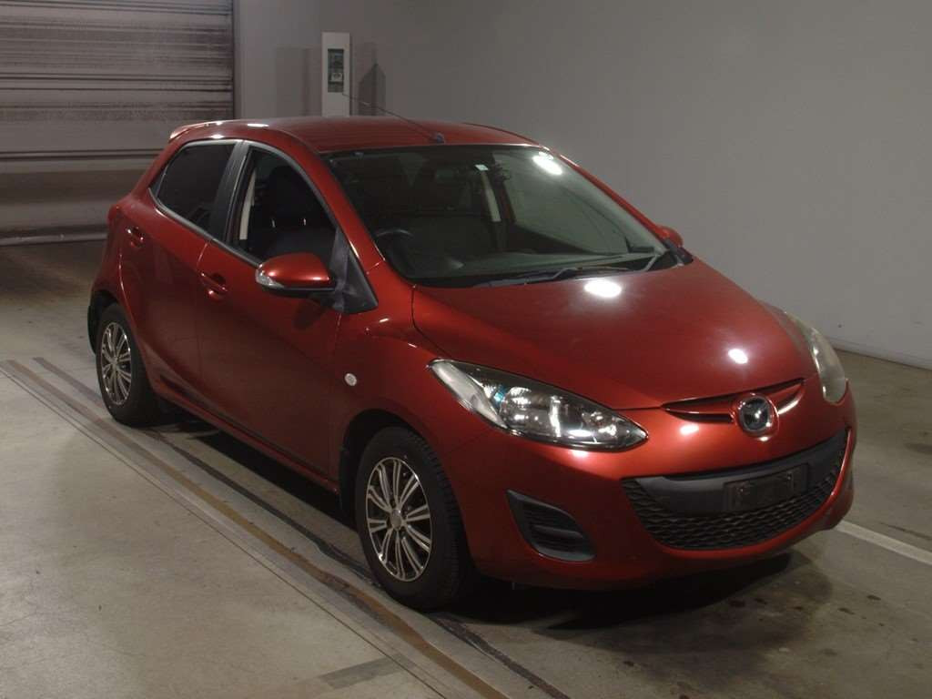 2014 Mazda Demio DEJFS[2]