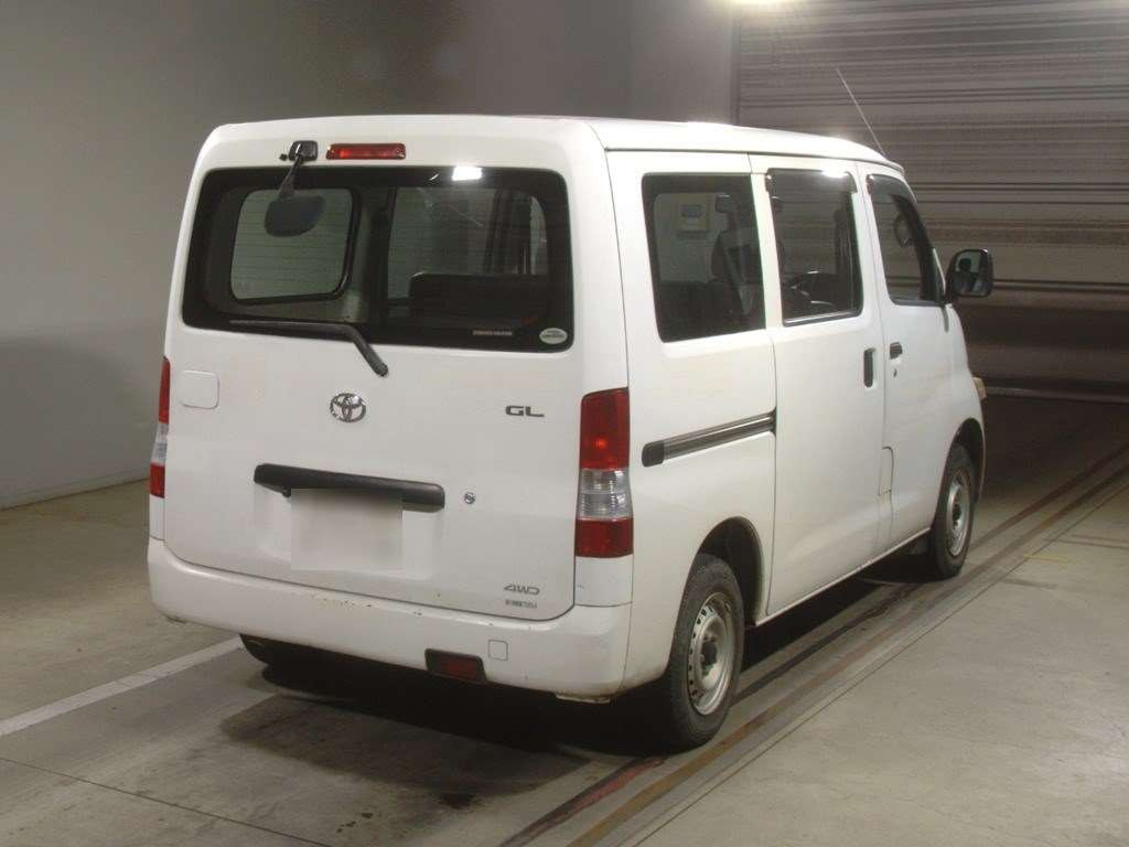 2011 Toyota Townace Van S412M[1]