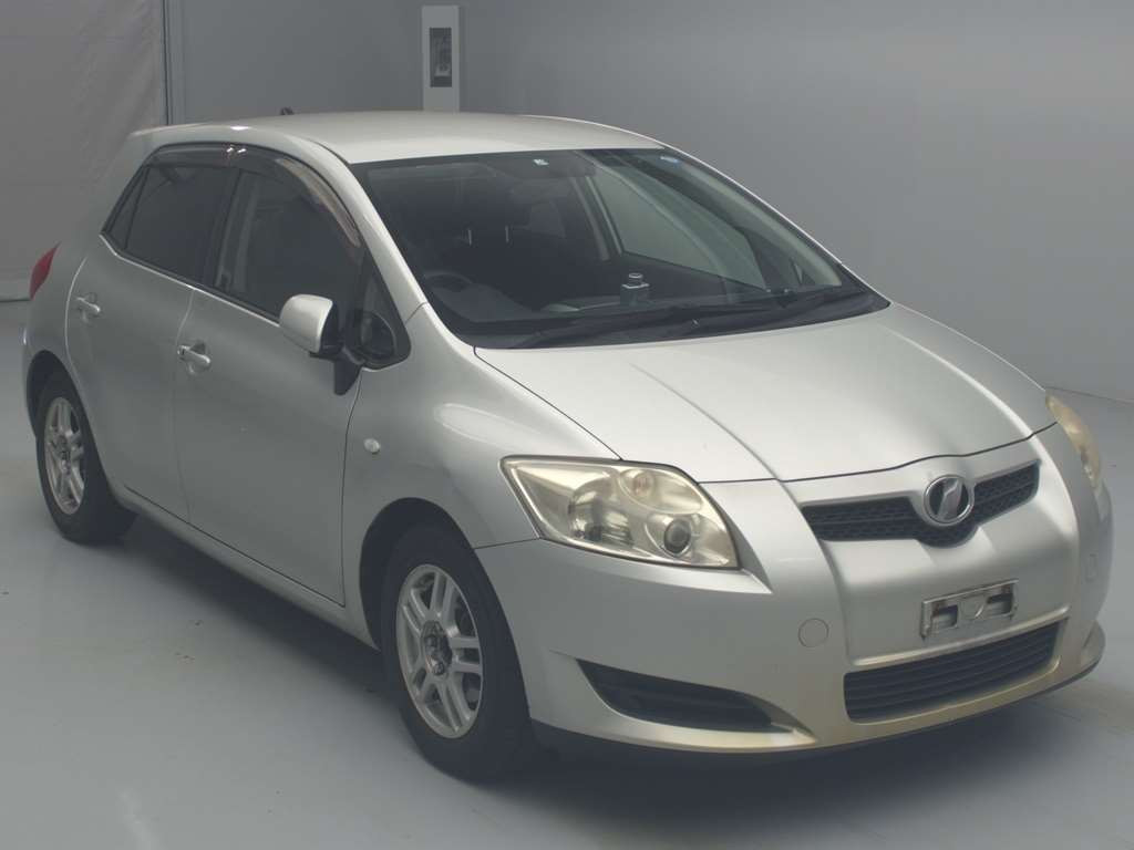 2007 Toyota Auris ZRE152H[2]