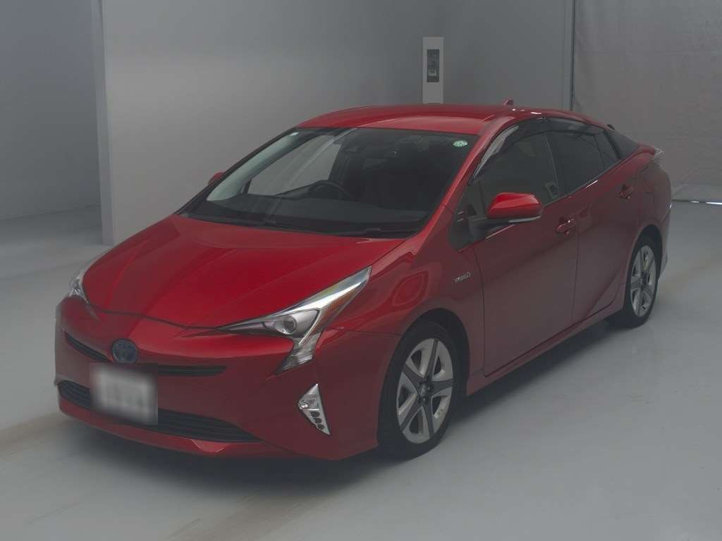 2016 Toyota Prius ZVW50[0]