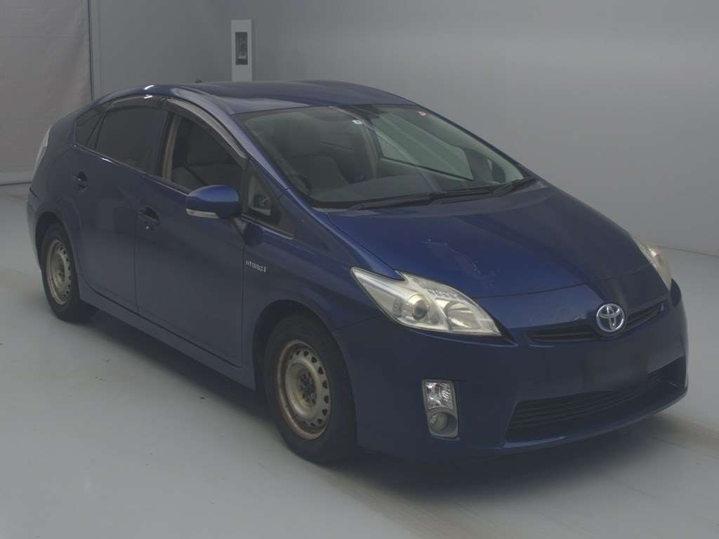 2011 Toyota Prius ZVW30[2]