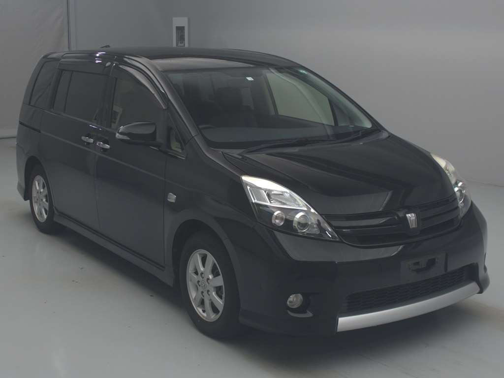 2014 Toyota Isis ZGM10W[2]