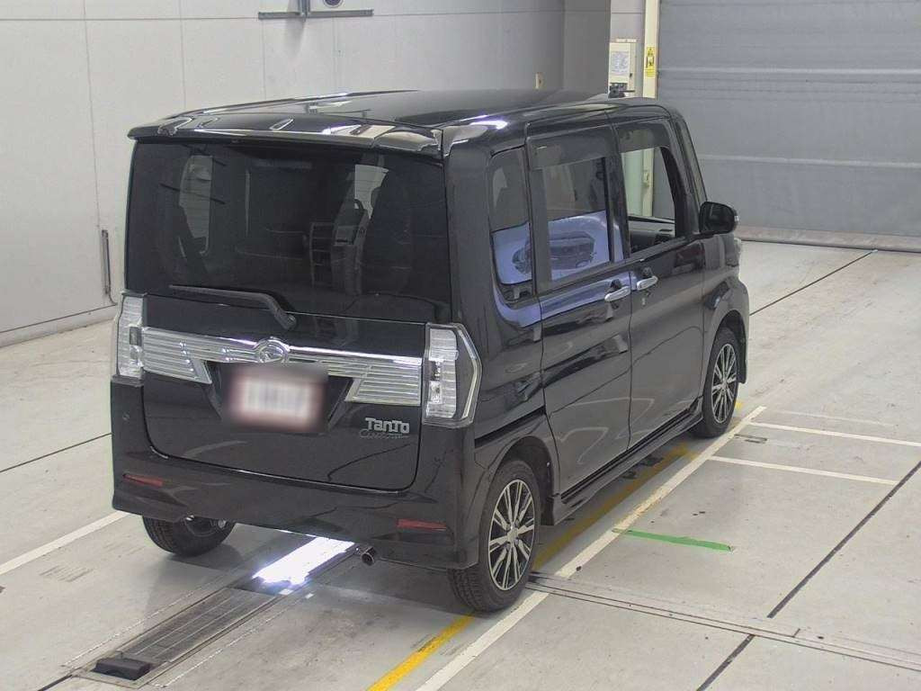 2017 Daihatsu Tanto Custom LA600S[1]