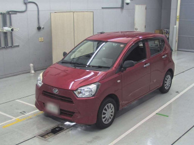 2018 Daihatsu Mira es