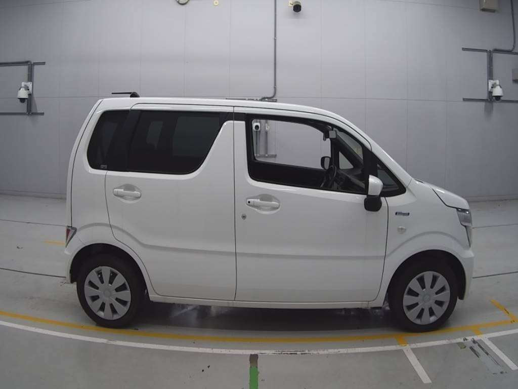 2022 Suzuki Wagon R MH95S[2]