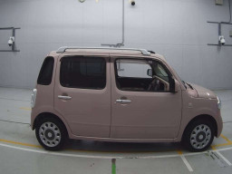 2018 Daihatsu Mira Cocoa