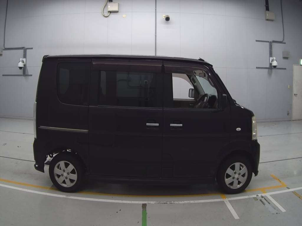 2010 Suzuki Every Wagon DA64W[2]