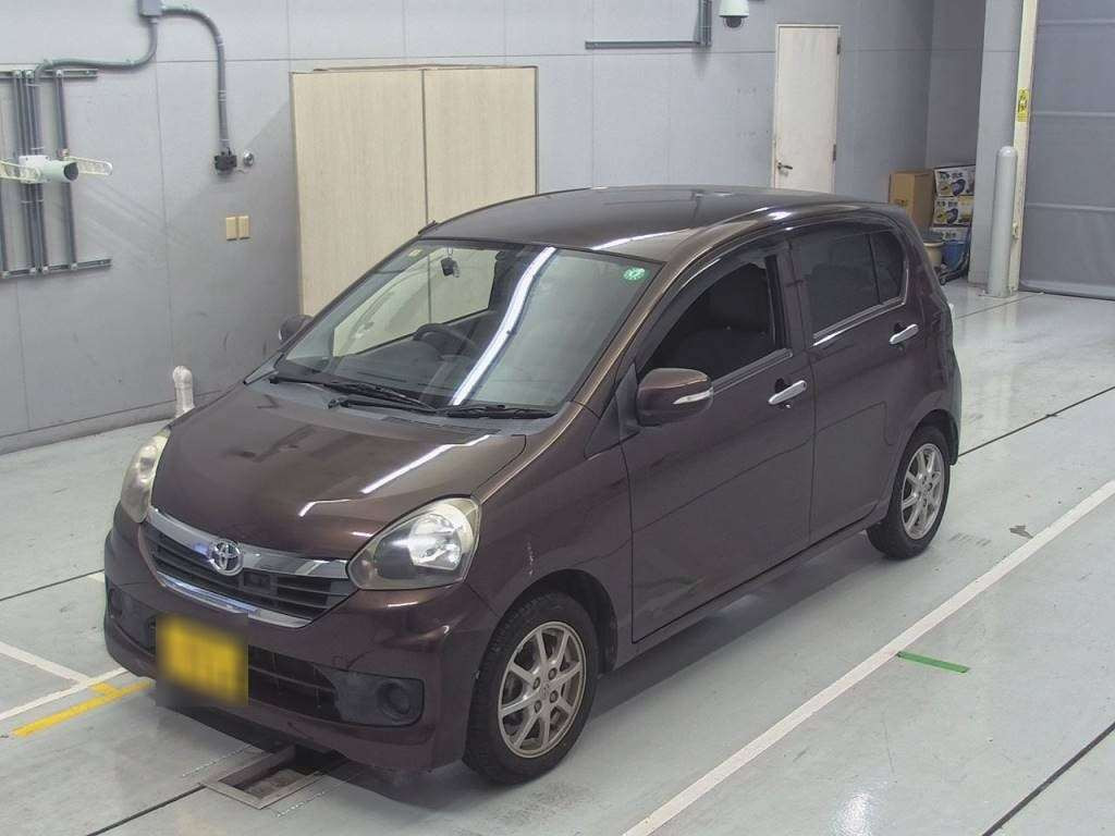 2015 Toyota Pixis Epoch LA300A[0]