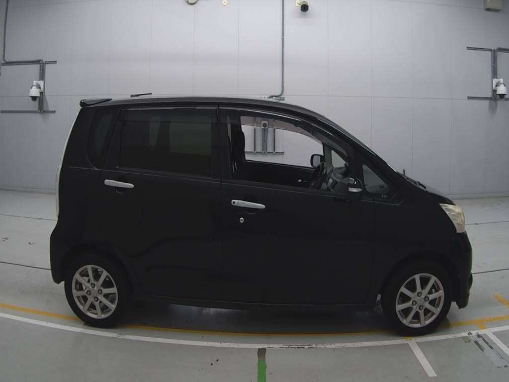 2011 Daihatsu Move Custom LA100S[2]