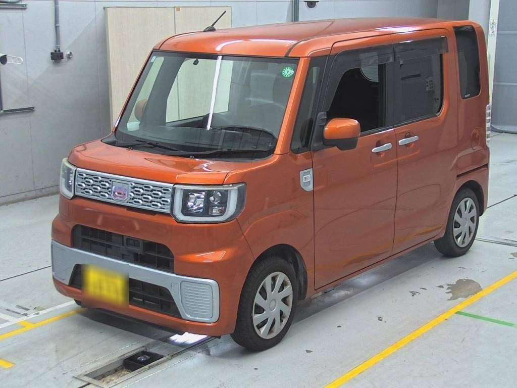 2015 Daihatsu Wake LA700S[0]