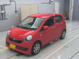 2014 Daihatsu Mira es