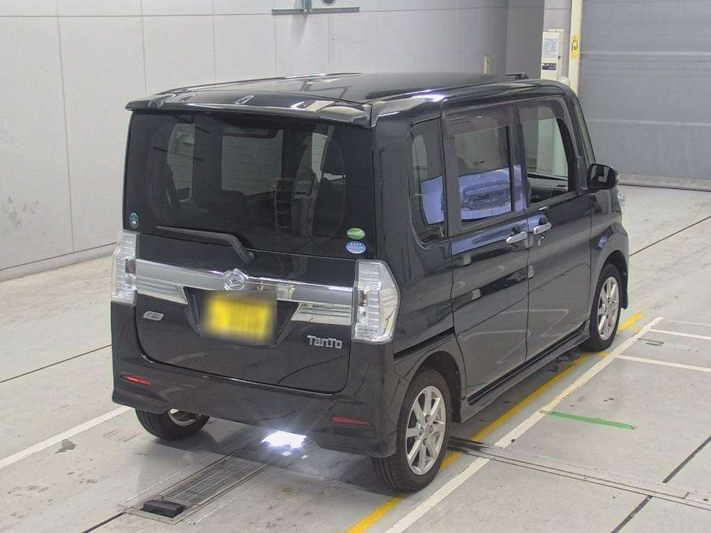 2015 Daihatsu Tanto Custom LA600S[1]