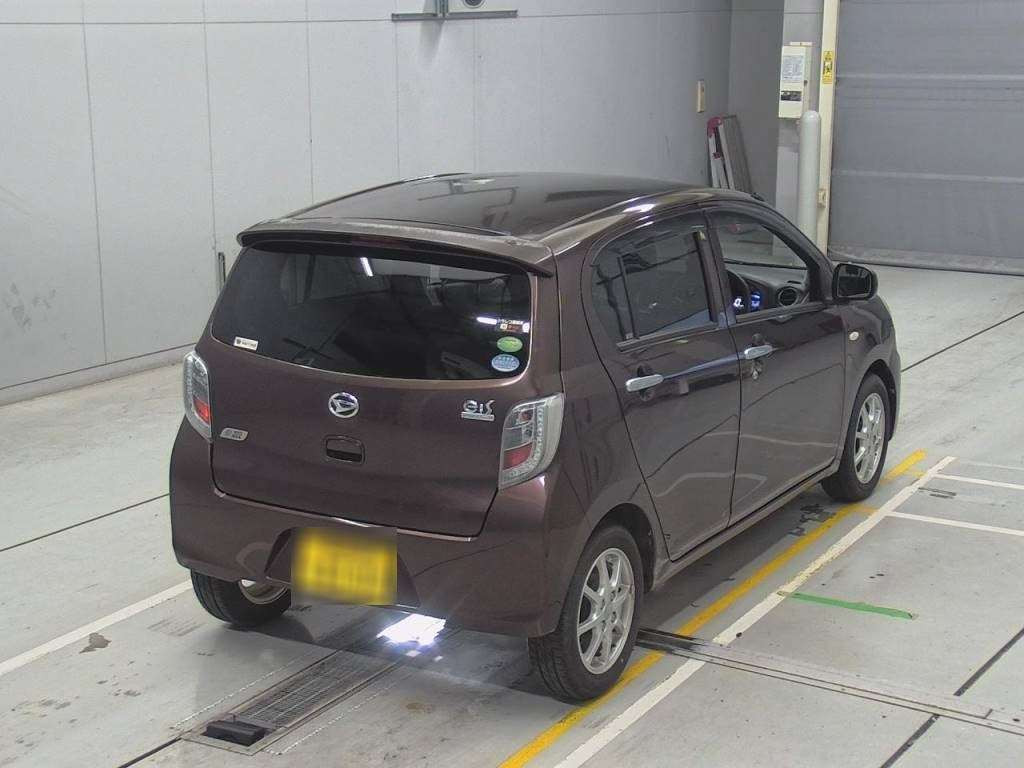 2014 Daihatsu Mira es LA300S[1]