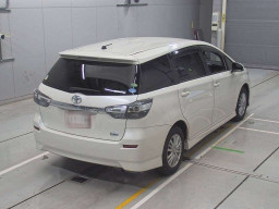 2016 Toyota Wish