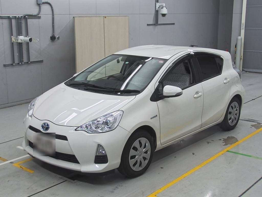 2014 Toyota Aqua NHP10[0]