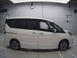 2022 Nissan Serena