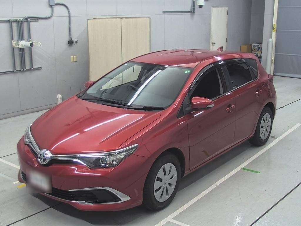 2016 Toyota Auris NZE181H[0]