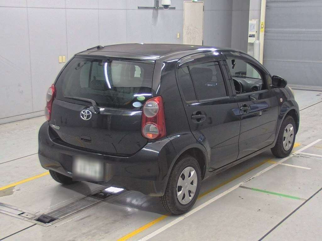 2014 Toyota Passo KGC30[1]