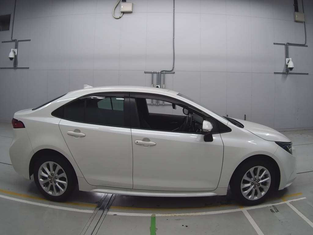 2020 Toyota Corolla Sedan ZRE212[2]