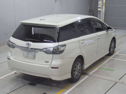 2016 Toyota Wish