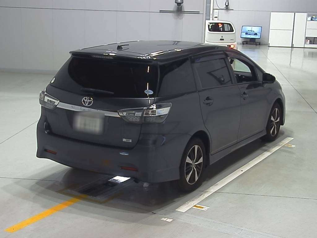 2017 Toyota Wish ZGE20W[1]