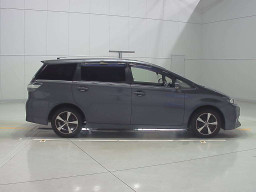 2017 Toyota Wish