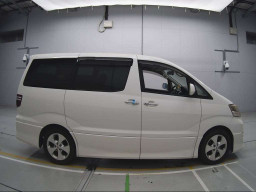 2005 Toyota Alphard