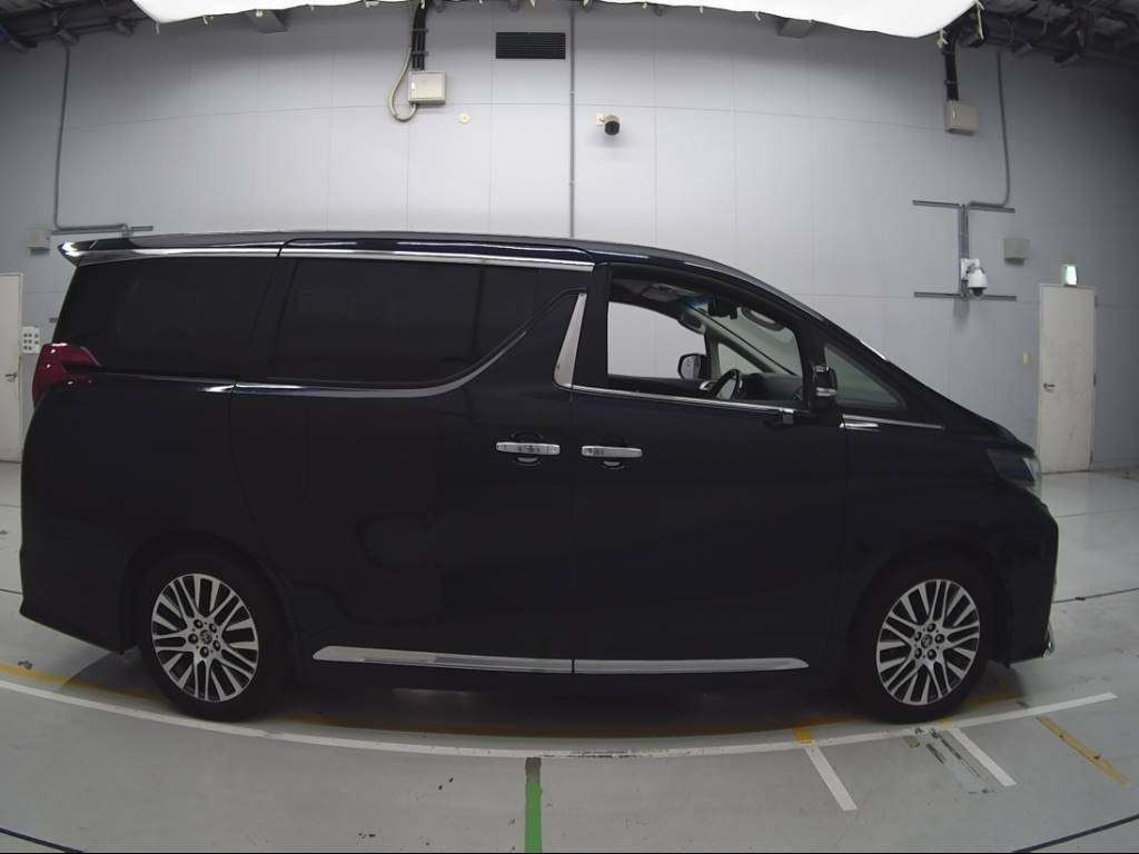 2016 Toyota Alphard AGH30W[2]