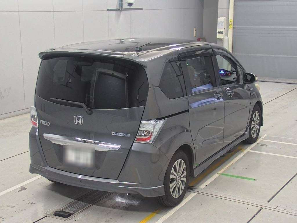 2012 Honda Freed hybrid GP3[1]