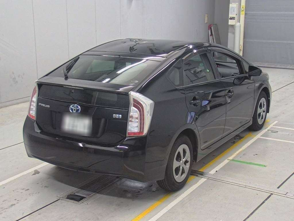 2012 Toyota Prius ZVW30[1]