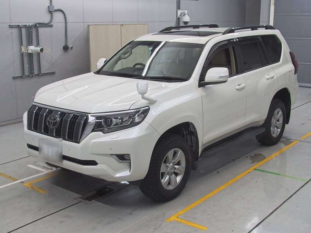 2018 Toyota Land Cruiser Prado TRJ150W[0]