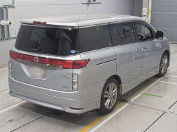 2013 Nissan Elgrand