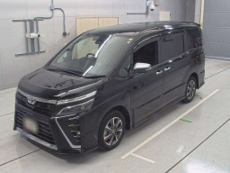 2021 Toyota Voxy