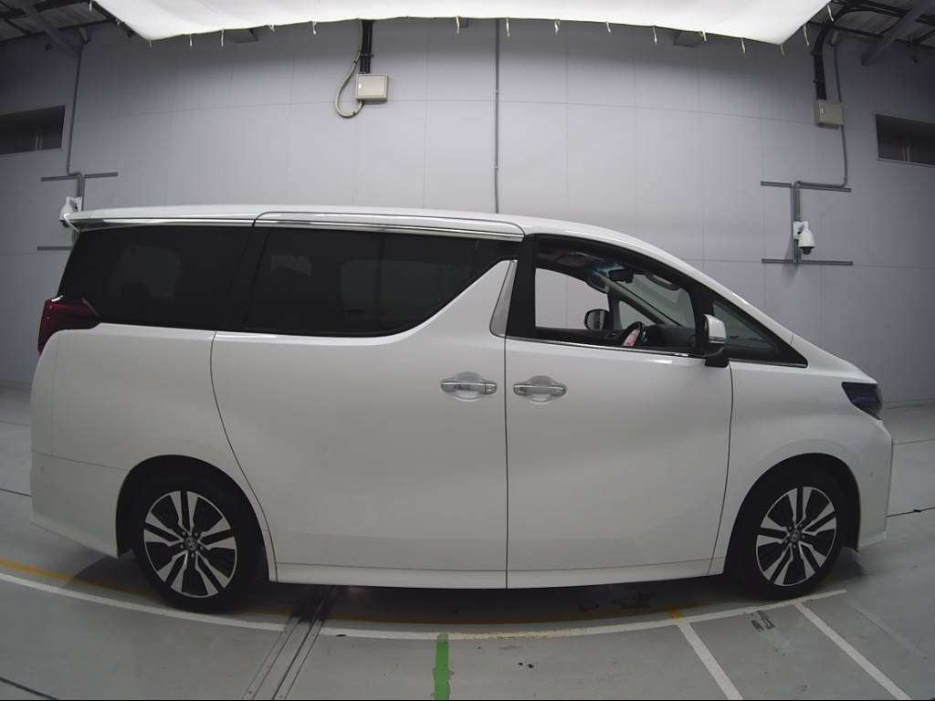 2022 Toyota Alphard AGH30W[2]