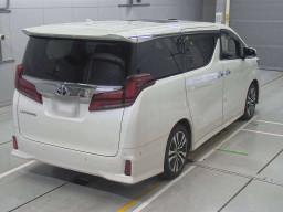 2020 Toyota Alphard