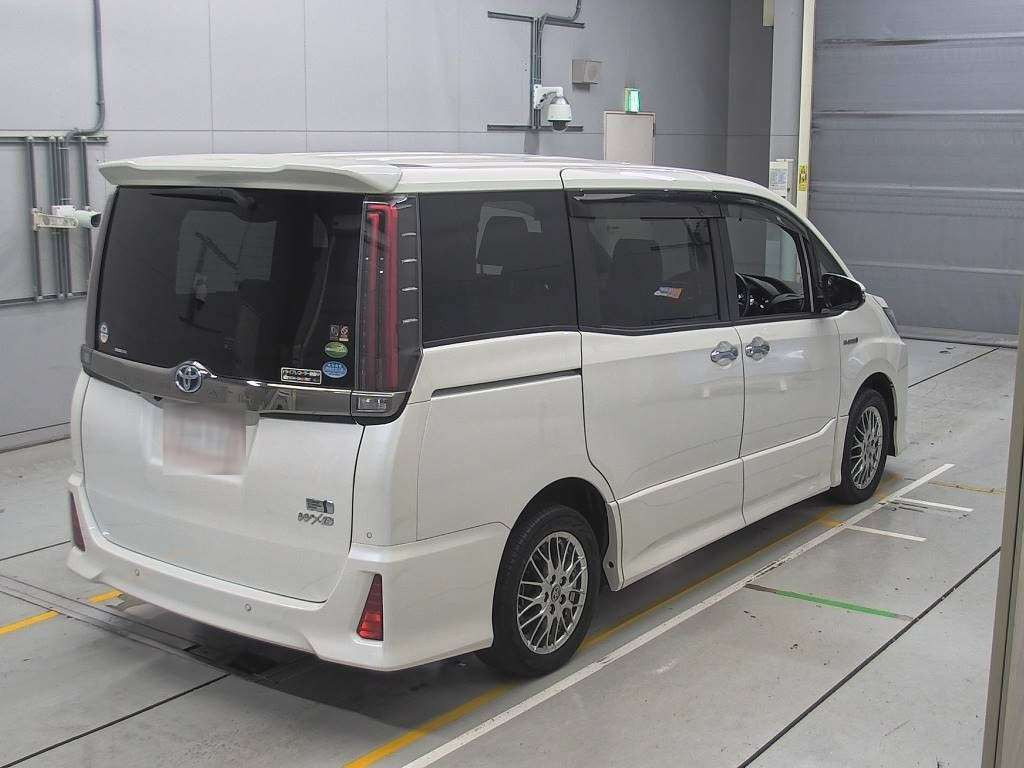 2020 Toyota Noah ZWR80W[1]