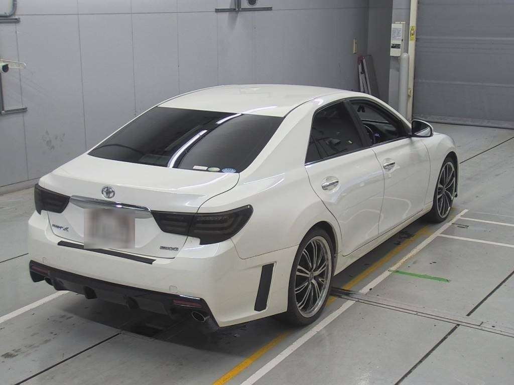 2010 Toyota Mark X GRX130[1]