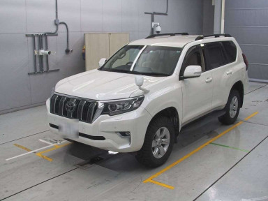 2018 Toyota Land Cruiser Prado