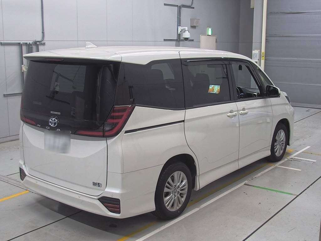 2023 Toyota Noah ZWR90W[1]