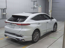 2023 Toyota Harrier Hybrid