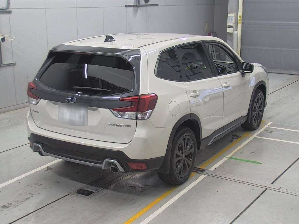 2021 Subaru Forester SK5[1]