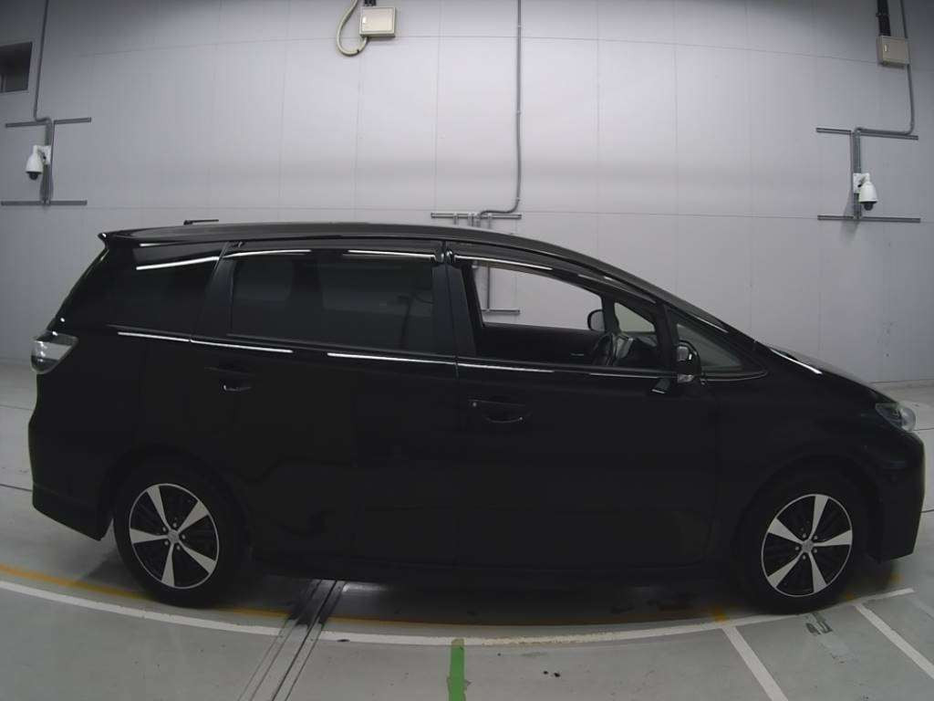 2015 Toyota Wish ZGE20W[2]