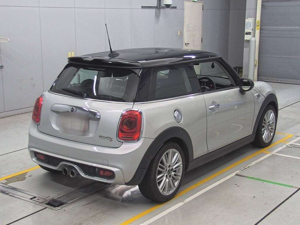 2017 Mini MINI XM20[1]