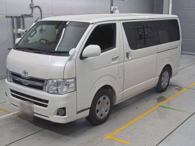 2011 Toyota Regiusace Van