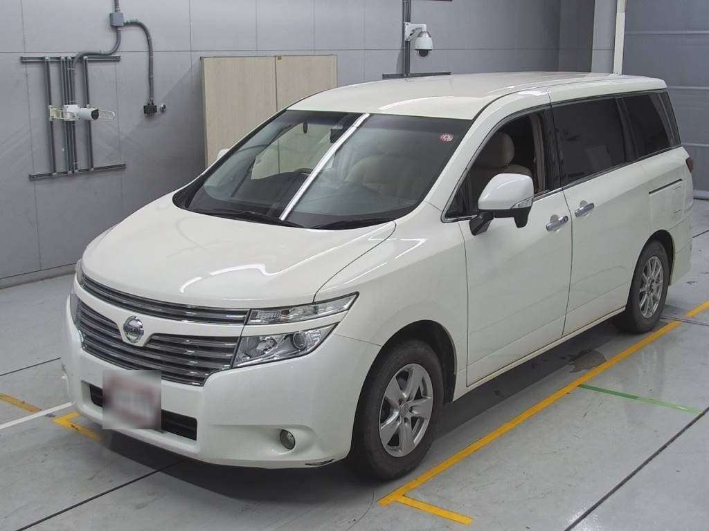 2016 Nissan Elgrand TE52[0]