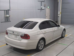 2005 BMW 3 Series