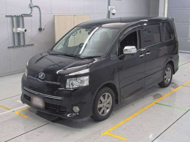 2009 Toyota Voxy