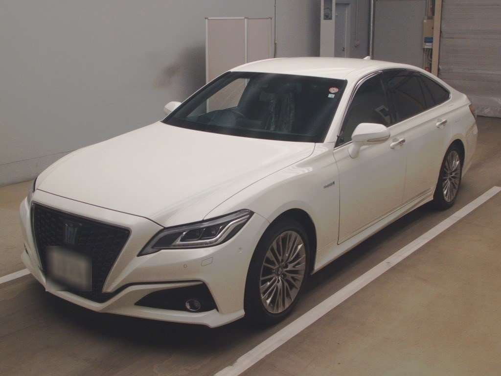 2018 Toyota Crown Hybrid AZSH20[0]