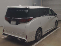 2023 Toyota Alphard Hybrid